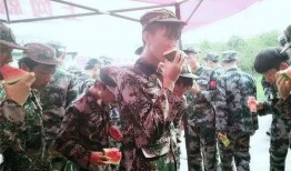 军训跳舞吃瓜爆料视频,揭秘幕后吃瓜爆料视频