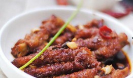 爆料虎皮凤爪视频播放,视频播放引热议！